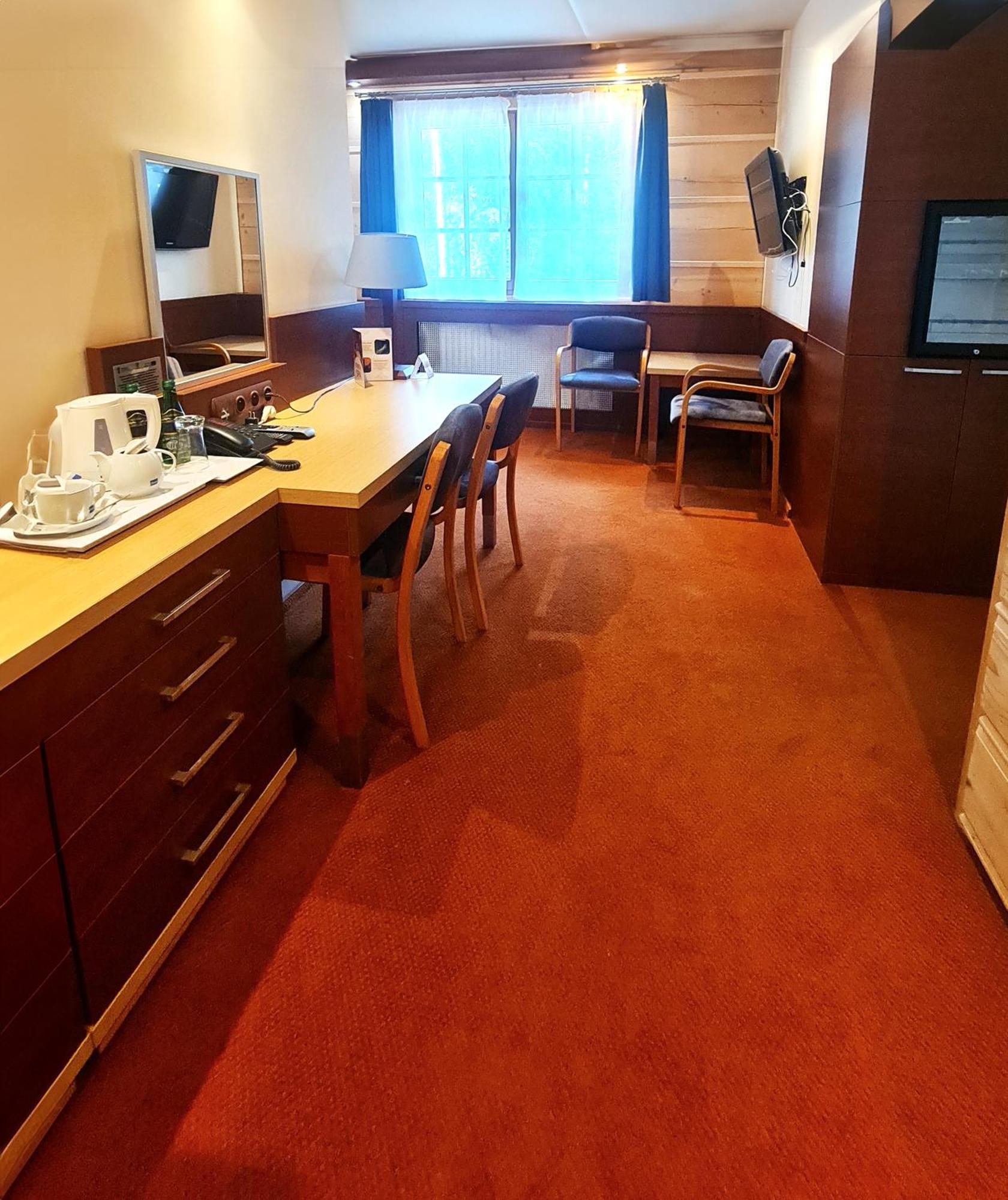 Hotel 365 Kielce Luaran gambar