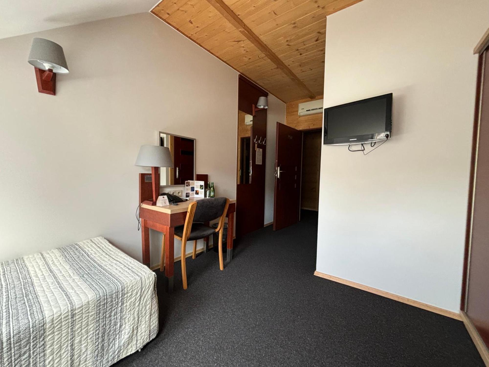 Hotel 365 Kielce Luaran gambar